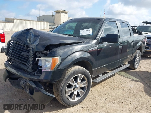 2014 Ford F-150 XL with VIN 1FTEW1CM2EFC12721, listed as a IAAI auction lot 39868316 with 272,351 mi miles. Bid and sale history available at carsss.com. Image 2.