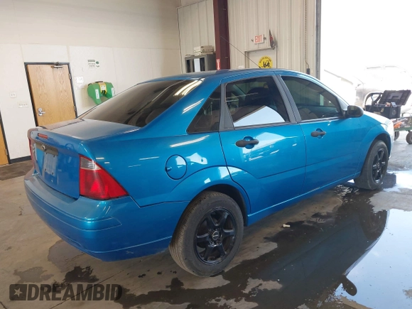 2007 Ford Focus S with VIN 1FAFP34N27W262385, listed as a IAAI auction lot 42526524 with 183,733 mi miles and . Bid and sale history available at DreamBid. Image 4.
