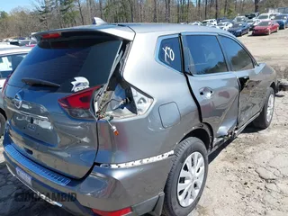 2018 Nissan Rogue SV with VIN 5N1AT2MT1JC710371, listed as a IAAI auction lot 41836679 with 157,239 mi miles. Bid and sale history available at carsss.com. Image 6.