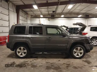 2016 Jeep Patriot High Altitude with VIN 1C4NJRFB7GD657607, listed as a IAAI auction lot 42346923 with 111,757 mi miles and . Bid and sale history available at DreamBid. Image 13.