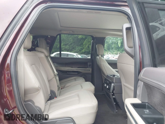2020 Ford Expedition Limited z VIN 1FMJU2AT4LEA11972, wystawiony jako IAAI lot #42334398 z przebiegiem 123 783 mil mil oraz . Historia ofert i sprzedaży dostępna na DreamBid. Obrazek 8.