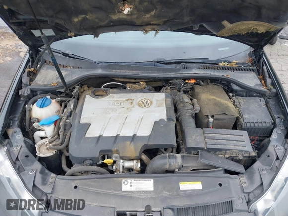 2014 Volkswagen Jetta TDI w/Sunroof & Nav with VIN 3VWPL7AJ9EM609661, listed as a IAAI auction lot 42600438 with 105,958 mi miles and . Bid and sale history available at DreamBid. Image 10.