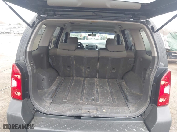 2011 Nissan Xterra Pro-4X with VIN 5N1AN0NW1BC506369, listed as a IAAI auction lot 41802083 with 133,107 mi miles. Bid and sale history available at carsss.com. Image 8.