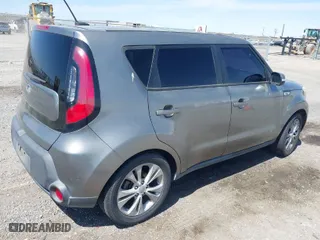 2014 Kia Soul + with VIN KNDJP3A57E7072372, listed as a IAAI auction lot 41996294 with 136,601 mi miles. Bid and sale history available at carsss.com. Image 4.