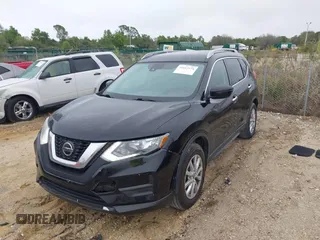 2020 Nissan Rogue S z VIN 5N1AT2MT4LC724509, wystawiony jako IAAI lot #41612574 z przebiegiem 110 426 mil mil oraz . Historia ofert i sprzedaży dostępna na DreamBid. Obrazek 2.