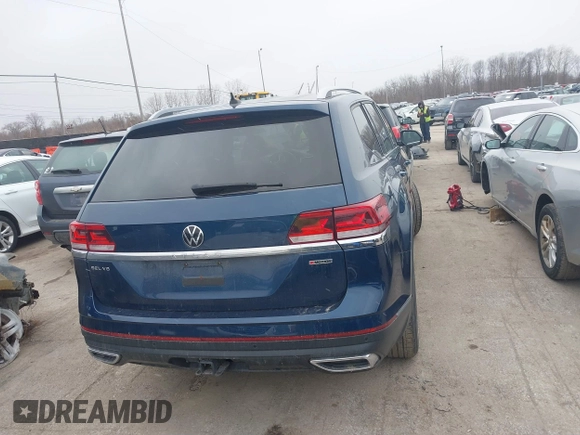 2021 Volkswagen Atlas SEL with VIN 1V2BR2CA8MC505723, listed as a IAAI auction lot 41423187 with 55,890 mi miles and . Bid and sale history available at DreamBid. Image 16.