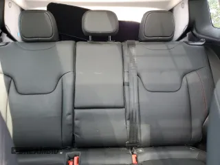 2019 Jeep Renegade Trailhawk z VIN ZACNJBC17KPK47657, wystawiony jako Copart lot #61077265 z przebiegiem 70 478 mil mil oraz Szkoda całkowita • Salvage title. Historia ofert i sprzedaży dostępna na DreamBid. Obrazek 10.