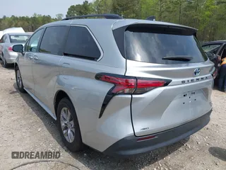 2021 Toyota Sienna XLE with VIN 5TDJSKFC2MS007191, listed as a IAAI auction lot 41945058 with 50,120 mi miles and . Bid and sale history available at DreamBid. Image 3.