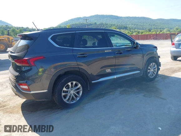 2020 Hyundai Santa Fe SE with VIN 5NMS2CAD1LH229443, listed as a IAAI auction lot 39476214 with 82,140 mi miles. Bid and sale history available at carsss.com. Image 4.
