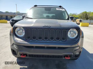 2016 Jeep Renegade Trailhawk with VIN ZACCJBCTXGPD70324, listed as a Copart auction lot 52681495 with 195,442 mi miles and Salvage Title. Bid and sale history available at carsss.com. Image 5.