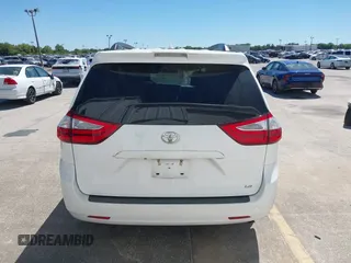 2019 Toyota Sienna LE Auto Access Seat with VIN 5TDKZ3DC6KS012237, listed as a IAAI auction lot 41822942 with 97,237 mi miles and . Bid and sale history available at DreamBid. Image 17.