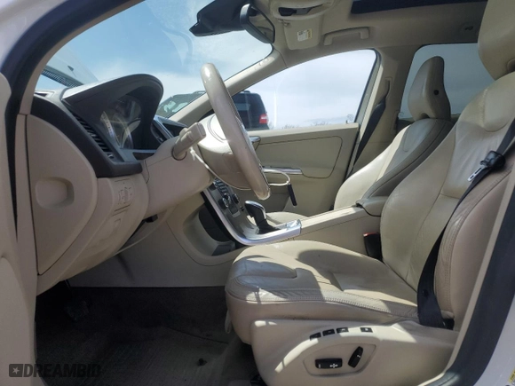 2013 Volvo XC60 3.2L with VIN YV4940DZ1D2451594, listed as a Copart auction lot 53682435 with 219,668 mi miles and Salvage Title. Bid and sale history available at carsss.com. Image 7.