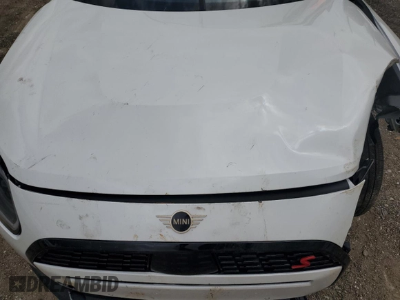 2025 MINI Countryman S z VIN WMZ23GA0XS7S16374, wystawiony jako Copart lot #52798125 z przebiegiem Nie podano mil oraz Szkoda całkowita • Salvage title. Historia ofert i sprzedaży dostępna na DreamBid. Obrazek 11.