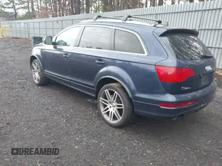 2007 Audi Q7 Premium Plus with VIN WA1EY74L67D061054, listed as a IAAI auction lot 41919887 with 175,238 mi miles and . Bid and sale history available at DreamBid. Image 3.