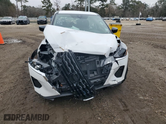 2024 Nissan Kicks S with VIN 3N1CP5BV4RL583495, listed as a Copart auction lot 42684925 with 4,681 mi miles and Salvage Title. Bid and sale history available at DreamBid. Image 5.