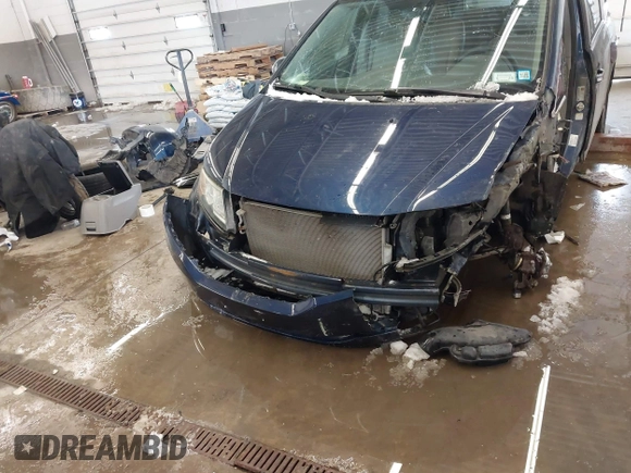 2015 Honda Odyssey EX with VIN 5FNRL5H42FB114840, listed as a IAAI auction lot 41586407 with 92,490 mi miles. Bid and sale history available at carsss.com. Image 6.