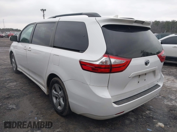 2018 Toyota Sienna LE Auto Access Seat with VIN 5TDKZ3DC7JS962959, listed as a IAAI auction lot 41614517 with 89,362 mi miles. Bid and sale history available at carsss.com. Image 3.