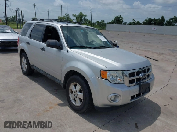 2012 Ford Escape XLT z VIN 1FMCU0D75CKC65204, wystawiony jako IAAI lot #42483981 z przebiegiem 201 371 mil mil oraz . Historia ofert i sprzedaży dostępna na DreamBid. Obrazek 1.