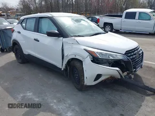 2021 Nissan Kicks S with VIN 3N1CP5BV5ML566388, listed as a IAAI auction lot 41791342 with 35,264 mi miles and . Bid and sale history available at DreamBid. Image 1.