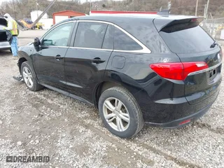2013 Acura RDX with VIN 5J8TB3H31DL006211, listed as a IAAI auction lot 41944140 with 152,979 mi miles. Bid and sale history available at carsss.com. Image 3.