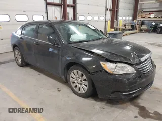 2014 Chrysler 200 LX with VIN 1C3CCBAB8EN205774, listed as a IAAI auction lot 40958847 with 156,077 mi miles. Bid and sale history available at carsss.com. Image 1.