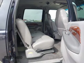2000 Ford Excursion Limited z VIN 1FMNU42S6YEE16063, wystawiony jako IAAI lot #42667484 z przebiegiem 176 296 mil mil oraz . Historia ofert i sprzedaży dostępna na DreamBid. Obrazek 8.