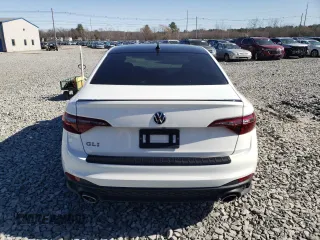 2023 Volkswagen Jetta GLI Autobahn z VIN 3VW2T7BU0PM016227, wystawiony jako Copart lot #49792065 z przebiegiem 21 762 mil mil oraz Szkody całkowita. Historia ofert i sprzedaży dostępna na DreamBid. Obrazek 6.