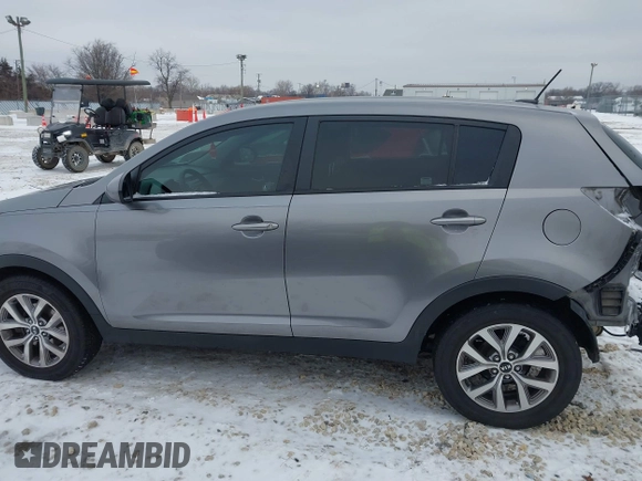 2016 Kia Sportage LX with VIN KNDPB3AC2G7847526, listed as a IAAI auction lot 41326209 with 202,657 mi miles. Bid and sale history available at carsss.com. Image 15.