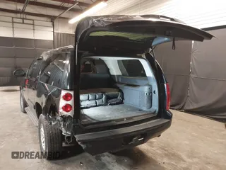 2013 GMC Yukon XL SLT with VIN 1GKS2KE76DR301365, listed as a IAAI auction lot 41379118 with 108,569 mi miles. Bid and sale history available at carsss.com. Image 3.