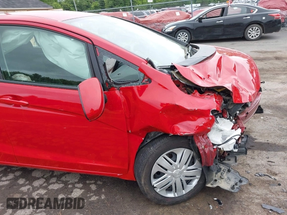 2019 Honda Fit LX z VIN 3HGGK5H43KM727020, wystawiony jako IAAI lot #42372741 z przebiegiem 56 000 mil mil oraz . Historia ofert i sprzedaży dostępna na DreamBid. Obrazek 18.