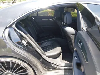 2016 Mercedes-Benz CLS 400 with VIN WDDLJ6FBXGA170429, listed as a IAAI auction lot 42469402 with 151,589 mi miles and . Bid and sale history available at DreamBid. Image 8.