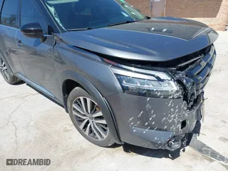 2022 Nissan Pathfinder Platinum with VIN 5N1DR3DJ4NC232212, listed as a IAAI auction lot 39144353 with 29,815 mi miles. Bid and sale history available at carsss.com. Image 17.