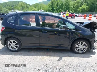 2010 Honda Fit Sport с VIN JHMGE8H47AC004261, выставлен на аукционе IAAI как лот 42326565 с пробегом 128 717 миль миль и . История ставок и продаж доступна на DreamBid. Изображение 13.