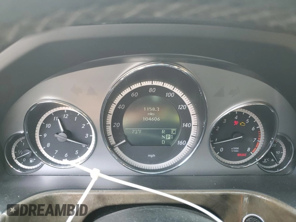 2010 Mercedes-Benz E-Class E 550 Luxury with VIN WDDHF9AB6AA120991, listed as a Copart auction lot 52893125 with 104,606 mi miles and Salvage Title. Bid and sale history available at carsss.com. Image 9.