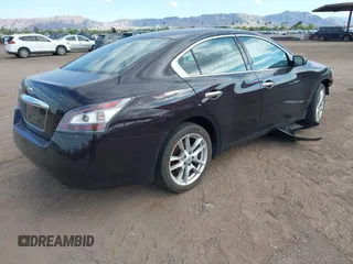 2012 Nissan Maxima S z VIN 1N4AA5AP5CC830766, wystawiony jako IAAI lot #42196124 z przebiegiem 222 928 mil mil oraz . Historia ofert i sprzedaży dostępna na DreamBid. Obrazek 4.