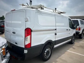 2018 Ford Transit с VIN 1FTYR1YG0JKA58051, выставлен на аукционе IAAI как лот 42325675 с пробегом 171 499 миль миль и . История ставок и продаж доступна на DreamBid. Изображение 1.