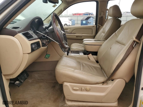 2009 Cadillac Escalade with VIN 1GYFK23239R109116, listed as a Copart auction lot 49644405 with NaN miles and Salvage Title. Bid and sale history available at carsss.com. Image 7.