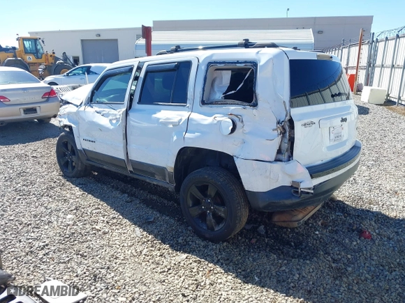 2014 Jeep Patriot Sport with VIN 1C4NJPBA9ED889186, listed as a IAAI auction lot 41738524 with 159,755 mi miles. Bid and sale history available at carsss.com. Image 3.