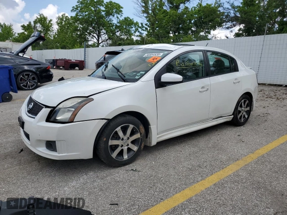 2012 Nissan Sentra SR z VIN 3N1AB6AP4CL762870, wystawiony jako Copart lot #56854535 z przebiegiem Nie podano mil oraz Szkoda całkowita • Salvage title. Historia ofert i sprzedaży dostępna na DreamBid. Obrazek 1.