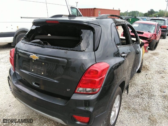 2017 Chevrolet Trax LT with VIN 3GNCJLSB1HL252257, listed as a IAAI auction lot 36918404 with 1 mi miles. Bid and sale history available at carsss.com. Image 4.