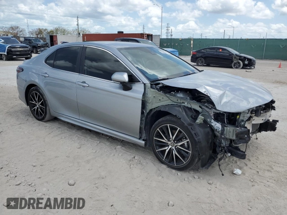 2023 Toyota Camry SE with VIN 4T1G11AK2PU172255, listed as a Copart auction lot 53888455 with 30,426 mi miles and Non Repairable. Bid and sale history available at DreamBid. Image 4.