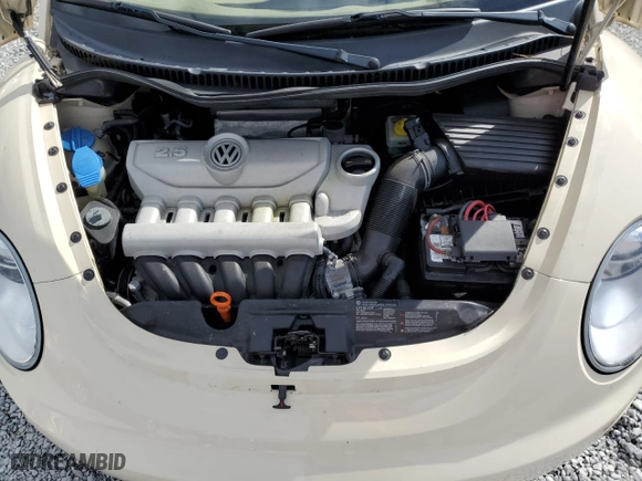 2008 Volkswagen New Beetle Convertible SE with VIN 3VWRG31Y88M403416, listed as a Copart auction lot 80187384 with 45,886 mi miles and Non Repairable. Bid and sale history available at carsss.com. Image 11.