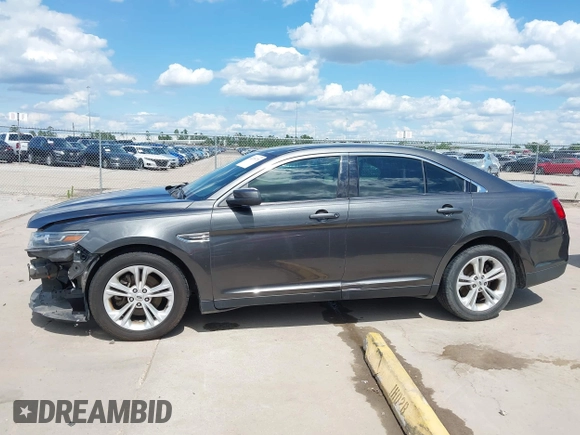 2018 Ford Taurus SEL z VIN 1FAHP2E81JG111809, wystawiony jako IAAI lot #42228720 z przebiegiem 83 532 mil mil oraz . Historia ofert i sprzedaży dostępna na DreamBid. Obrazek 15.