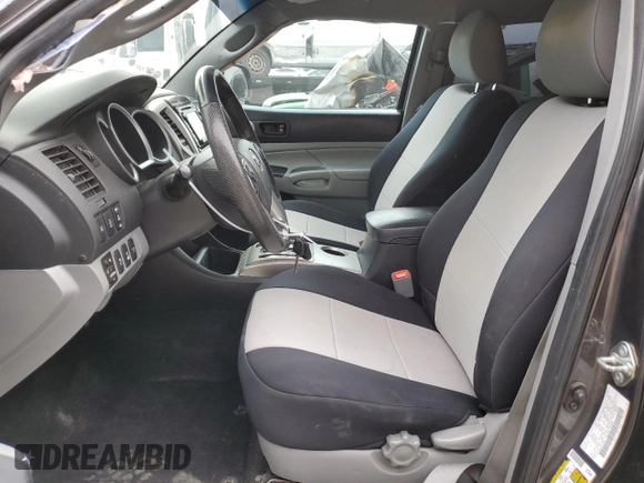 2014 Toyota Tacoma with VIN 3TMLU4EN3EM147754, listed as a Copart auction lot 41850385 with 138,243 mi miles and Salvage Title. Bid and sale history available at carsss.com. Image 7.