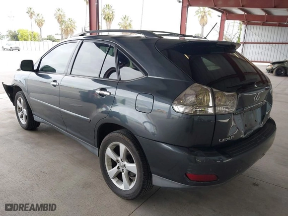 2008 Lexus RX 350 with VIN 2T2GK31U88C033918, listed as a IAAI auction lot 41970280 with 135,002 mi miles. Bid and sale history available at carsss.com. Image 3.