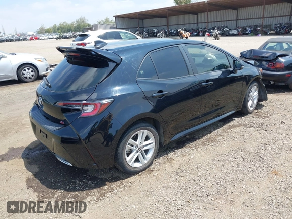 2022 Toyota Corolla Hatchback SE with VIN JTNB4MBE0N3166758, listed as a IAAI auction lot 39296188 with 20,401 mi miles. Bid and sale history available at carsss.com. Image 4.