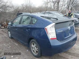 2010 Toyota Prius II with VIN JTDKN3DU8A0212722, listed as a IAAI auction lot 41885429 with 196,645 mi miles. Bid and sale history available at carsss.com. Image 3.