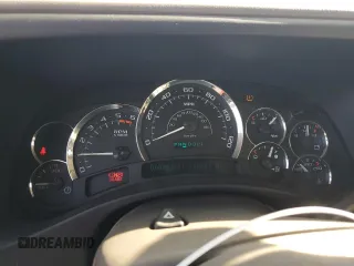 2005 Cadillac Escalade ESV z VIN 3GYFK66NX5G105815, wystawiony jako Copart lot #50099605 z przebiegiem 148 909 mil mil oraz Szkoda całkowita • Salvage title. Historia ofert i sprzedaży dostępna na DreamBid. Obrazek 9.