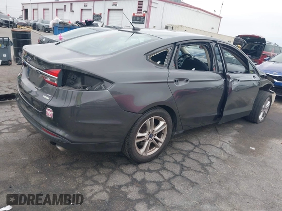 2018 Ford Fusion SE with VIN 3FA6P0HD8JR268055, listed as a IAAI auction lot 42151813 with 83,306 mi miles and . Bid and sale history available at carsss.com. Image 4.