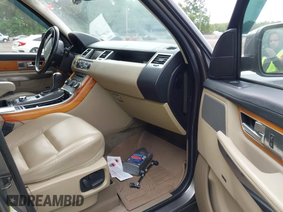 2011 Land Rover Range Rover Sport HSE with VIN SALSF2D4XBA265904, listed as a IAAI auction lot 42226079 with 122,723 mi miles and . Bid and sale history available at DreamBid. Image 5.
